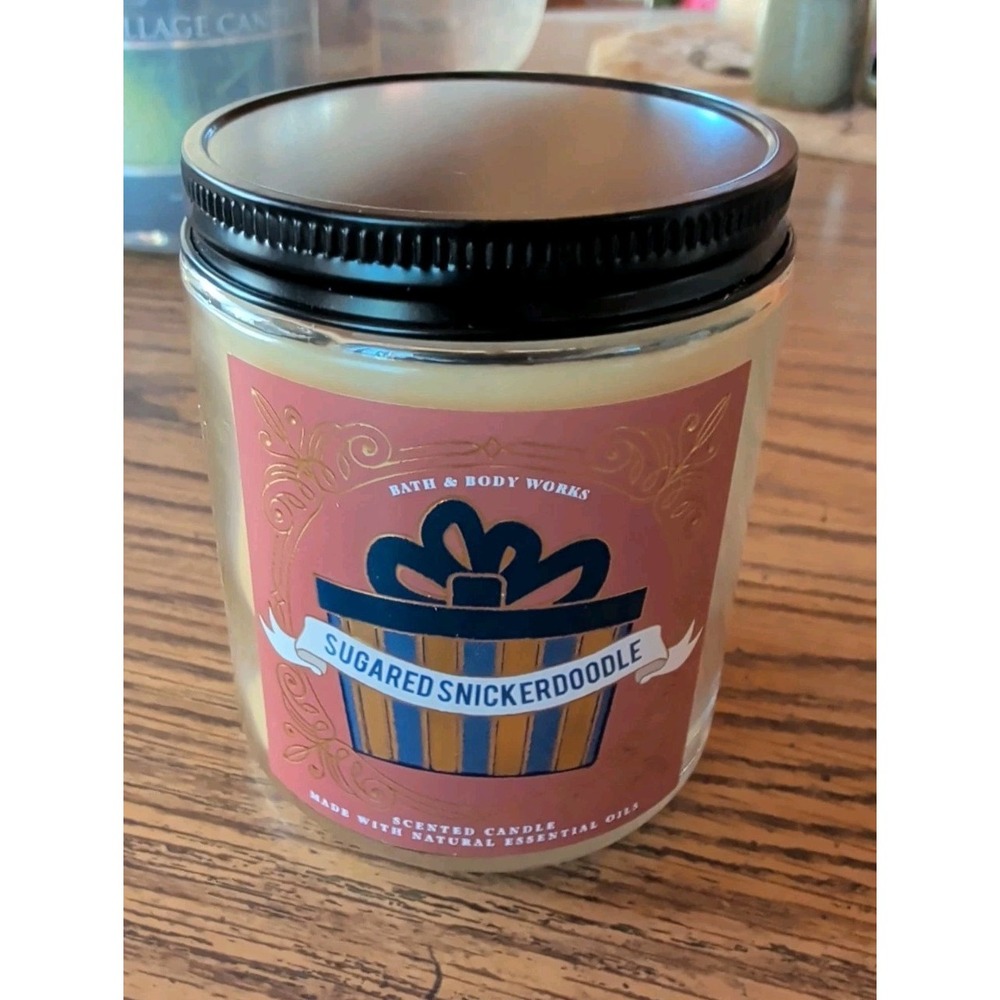 Bath Body Works Sugared Snickerdoodle Scented Candle 7 Oz Single Wick NEW